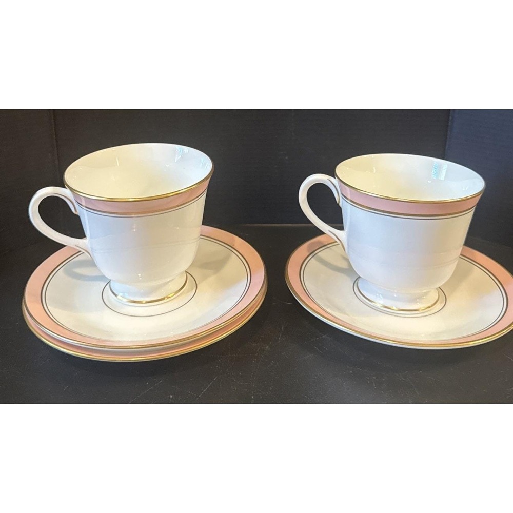 Royal Worcester Howard Pink Gold Trim 2 Tea Cups Teacup 3 Saucer Plates Vintage